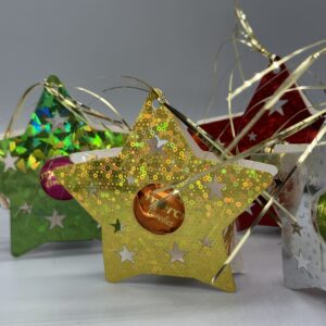 ⭐ Stern-Geschenkverpackung für Pralinen - 4 Stück – glänzende Dekoidee (ohne Inhalt)